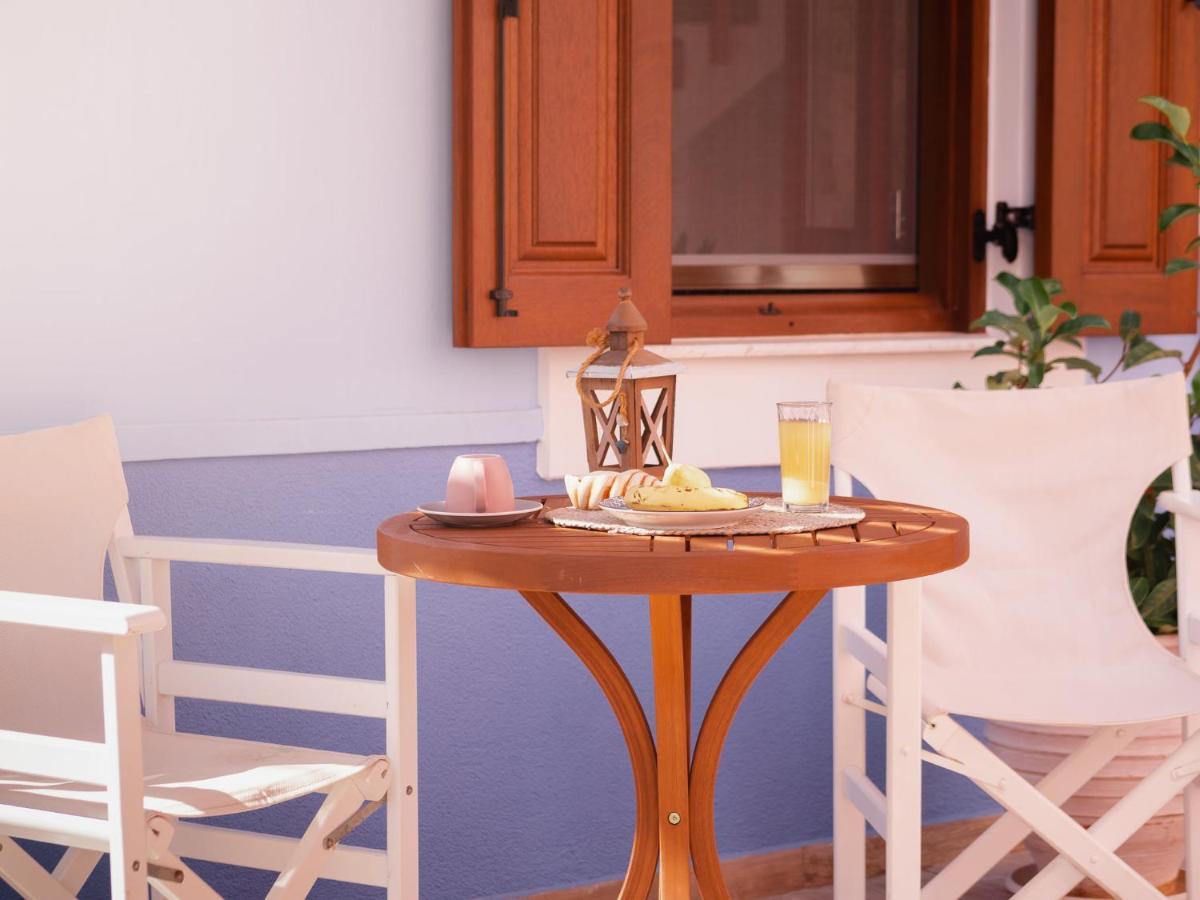 Captain'S Memories Stylish Harbour Apartments Chalki Town Eksteriør bilde