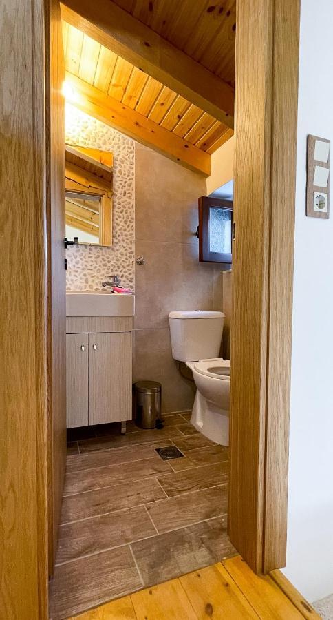 Captain'S Memories Stylish Harbour Apartments Chalki Town Eksteriør bilde